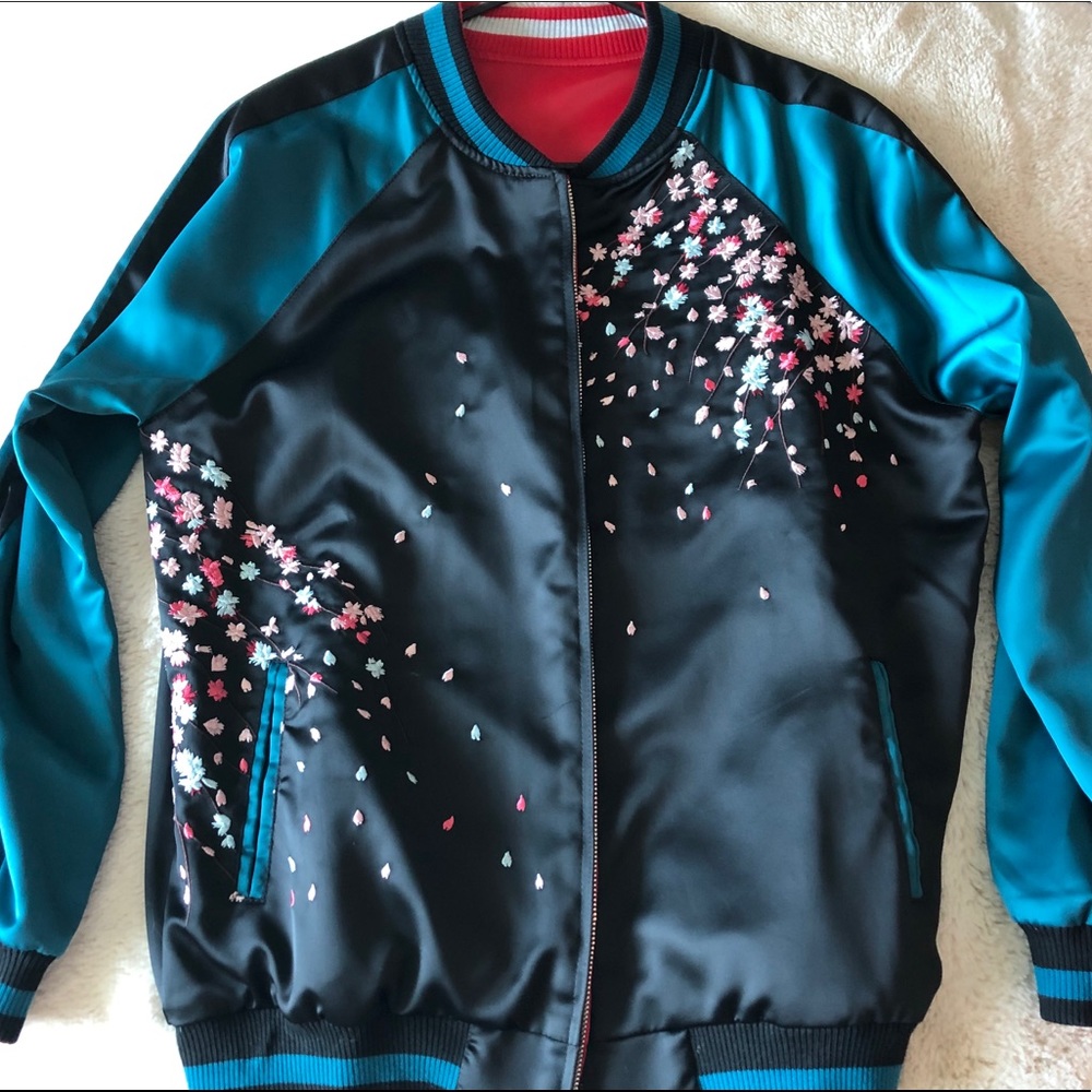 SOLD**Men’s/Women’s Reversible Satin Bomber Jacket
